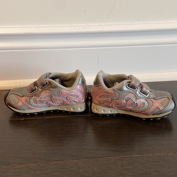 Geox Sport light up Velcro shoes size 7 - Picture 5 of 9